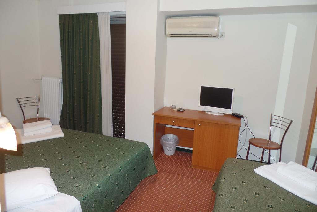 Nestorion Hotel Atene Esterno foto
