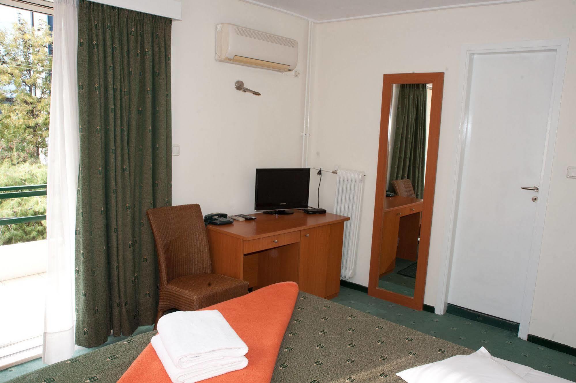 Nestorion Hotel Atene Esterno foto